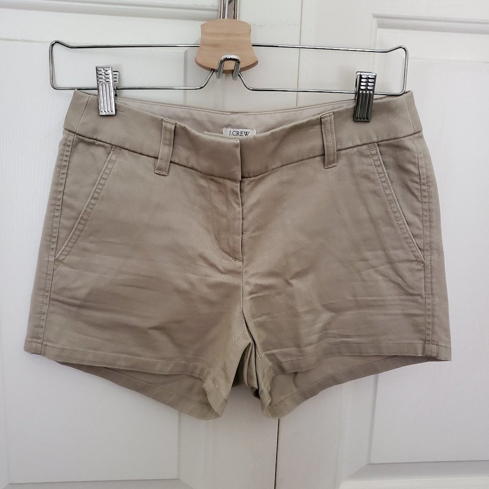 J.Crew 3.5" Classic Chino Shorts in Khaki (00)